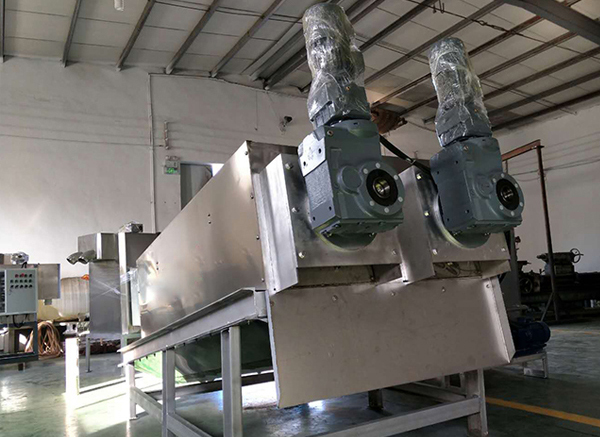 �B������Óˮ�C